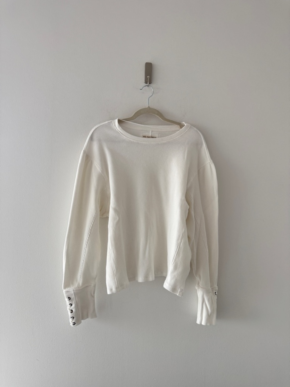 FREE PEOPLE Lapis Cuff Top in Clean Ivory L - Picture 2 of 3
